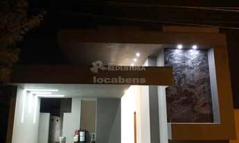 Imagem 2: Maravilhosa Casa em Condomínio com 3 Dormitórios para Venda - Village Damha Rio Preto II