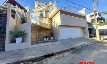 Imagem: Excelente Casa 4 dormitório(s) em João