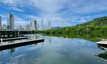 Imagem 6: Apartamento com 2 dormitórios reformado e mobiliado com linda vista em Balneário Camboriú