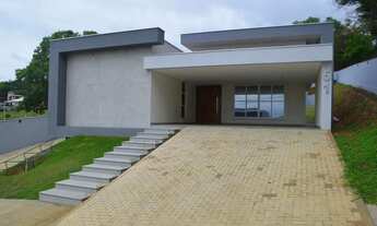 Imagem: Casa de condomínio para venda tem 372 metros