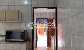 Imagem 3: Casa à venda, 4 quartos, 3 vagas, Jóquei Clube - ARAGUARI/MG