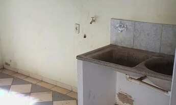 Imagem 4: Hilda Mandarino, 2 dormitórios, edícula, R$:170 mil, aceita financiamento