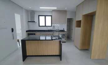 Imagem 4: Imóvel para aluguel possui 124 metros quadrados com 4 quartos