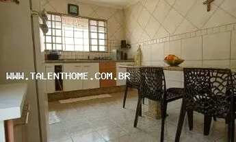 Imagem 2: Casa para Venda em Londrina, Jardim Santos Paulo, 3 dormitórios, 1 suíte, 2 banheiros, 2 v