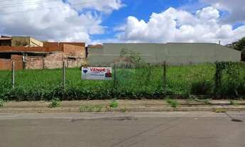 Imagem: Vende terreno com 479,02m² no Jardim Maria