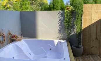 Imagem: Casa Sobrado 3q com Jacuzzi Externa - Campeche