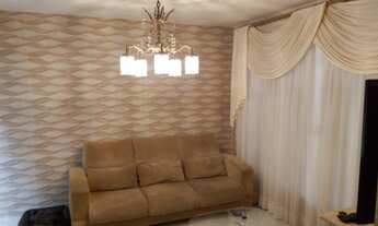 Imagem 4: Sobrado a venda na entrada do Jardim textil