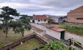 Imagem 5: Sobrado na quadra do mar Bal. Rosa dos Ventos na Praia de Itapoá/SC SO0120