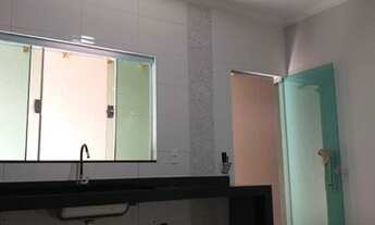 Imagem 2: Casa para venda tem 220 metros quadrados com 3 quartos em Jardim João Liporoni - Franca