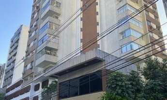 Imagem 2: Apartamento para aluguel possui 188 metros quadrados com 3 quartos em Jardim Apipema - Sal