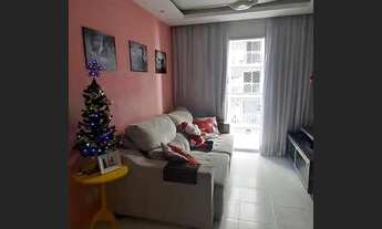 Imagem 2: Apartamento com varanda, composto por sala, 2 quartos (sendo 1 suíte), banheiro social, co