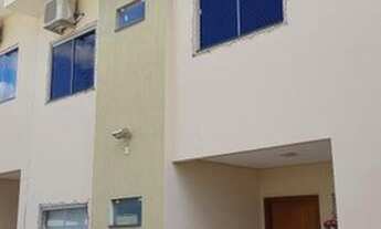 Imagem 6: VENDO - Sobrado no Condomínio Residencial Santana, no bairro Chácara dos Pinheiros, em Cui