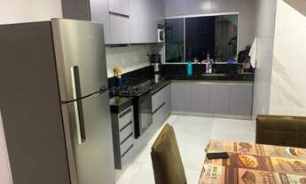 Imagem 2: Vendo linda casa de 3 quartos em Contagem