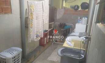 Imagem 2: Casa com 5 dormitórios à venda, 210 m² por R$ 485.000,00 - Parque Florence - Valinhos/SP