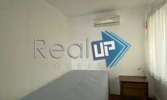 Imagem 6: Charmosa casa na Urca em frente ao mar ! Com 290m²