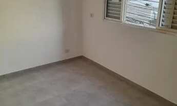 Imagem 6: Casa 2 cômodos próximo a estação Guapituba