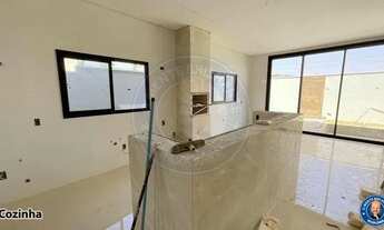 Imagem 7: Casa no condomínio Terras alpha venda possui 173 m² com 3 suítes plenas com closet e hidro