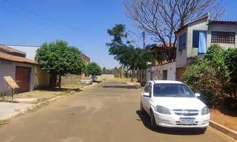 Imagem 2: CASA 3 QTS C/ PISINA NO VILLAGE MARINGÁ GOIÂNIA GO