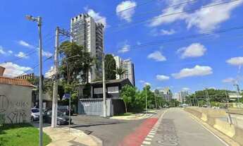 Imagem 2: Galpão Industrial para Locação em São Paulo-SP: 3 Quartos, 8 Salas, 3 Banheiros, 2 Vagas d