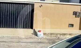 Imagem: Casa à Venda no bairro Aeroporto