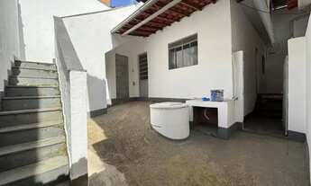 Imagem 2: Casa para Locação no Bairro Democrata 2 Residências no Mesmo Terreno ?? Localização: Bair