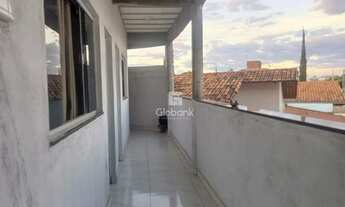 Imagem 7: Casa em Montes Claros, no bairro Vila Sumaré, à venda