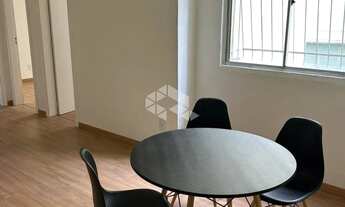 Imagem 2: Apartamento 2 Dormitórios com Vaga na Vila Nova - Porto Alegre