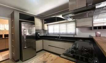 Imagem 7: Casa com 2 suítes à venda no bairro Floresta em Joinville-SC por R$930.000,00