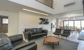 Imagem: Casa em condomínio de alto padrão para