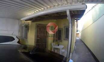 Imagem: Belíssima Casa com 2 quartos à venda