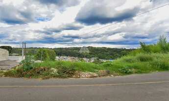 Imagem 2: Imóvel para venda possui 455 metros quadrados em São Dimas - Colombo - PR