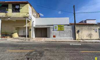 Imagem: Casa com quintal e suíte no Conjunto Esperança