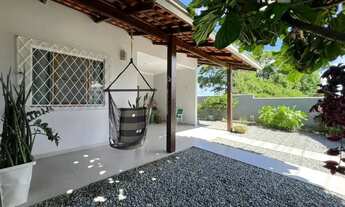 Imagem 2: Casa de esquina- 2 dormitórios - Aceita financiamento l Centro - BBS