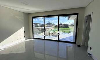 Imagem: Casa com 4 Quartos à venda, 240 m² por