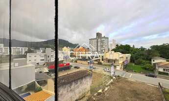 Imagem 6: Apartamento - Venda - 03 dormitórios - 121m2 - Semi Mobiliado - Travessa Marcilio Dias - R