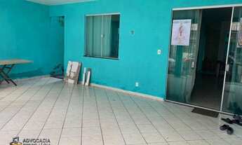 Imagem 2: Casa em condomínio fechado