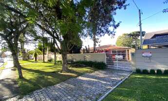 Imagem 2: Casa para venda possui 400 metros quadrados com 4 quartos em Guabirotuba - Curitiba - PR