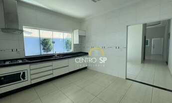 Imagem 3: Casa de Condomínio para venda e aluguel em Residencial Vale Florido de 230.00m² com 3 Quar