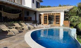 Imagem 2: Belíssima casa com vista mar na Ferradurinha