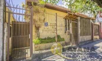 Imagem: CASA - 03 DORMITÓRIOS - TERESÓPOLIS