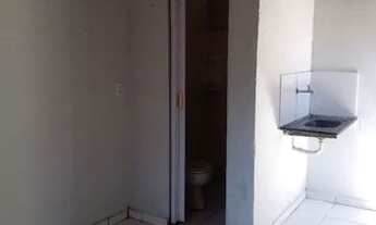 Imagem 2: Alugo Kitnet água e luz inclusa!
