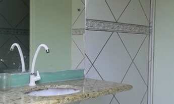 Imagem 5: Kitnet Mobiliada pertinho Shopping Livre água luz Wi-fi