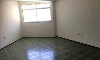 Imagem 2: Apartamento com 4 dormitórios à venda, 120 m² por R$ 360.000,00 - Meireles - Fortaleza/CE