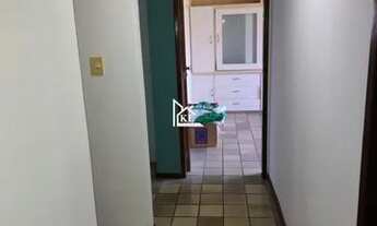 Imagem 16: Grande Espaço - Ótima Localização- 3Quartos -2º Andar - Sombra - Edifício Adriano Vital