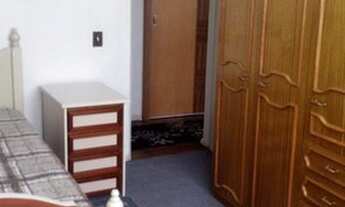 Imagem 2: Alugo quarto no ÁGUA VERDE para moças