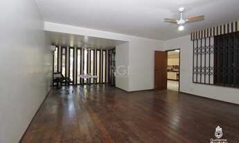 Imagem 6: Casa para Venda - 526.64m², 4 dormitórios, sendo 2 suites, 4 vagas - Teresópolis