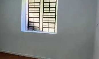 Imagem 5: Casa com 2 dormitórios, sala de estar, jantar, cozinha, banheiro social e lavabo, dois dep