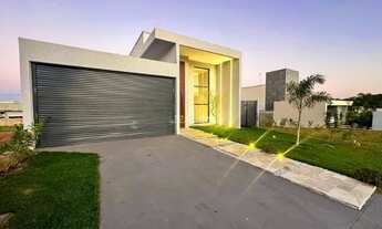 Imagem 2: Casa Térrea localizada no Terras Alphaville 1, com 3 suítes plenas + Home office