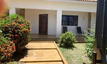 Imagem 2: Casa com 4 quartos, piscina e área gourmet, em Guararapes a 20km de Araçatuba/SP