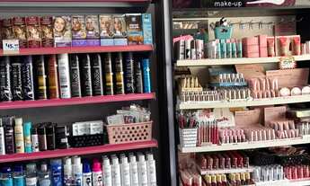 Imagem 2: Vendo LOJA DE COSMÉTICOS?.pego carro menor valor